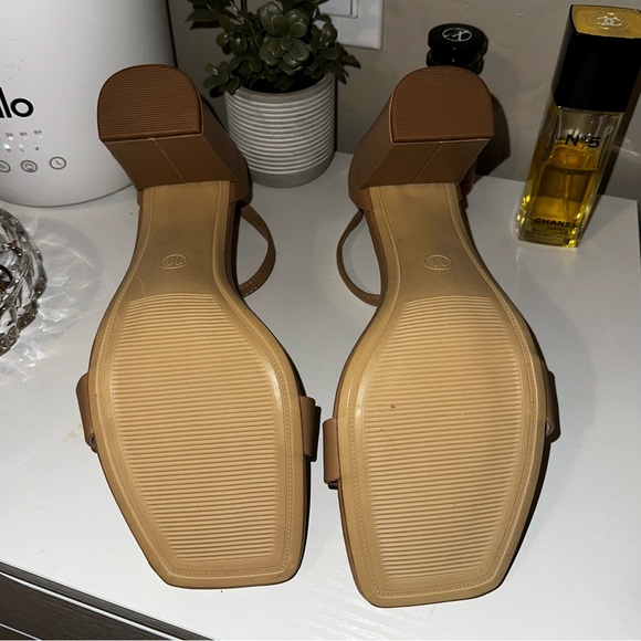 TARGET “A NEW DAY” HEELS - Picture 7 of 7